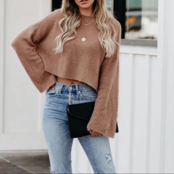 Vici Sweaters - VICI cropped knit sweater light mocha
